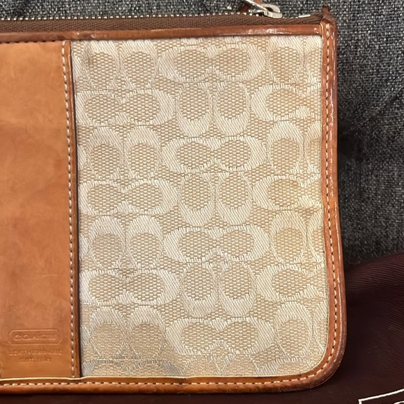 Coach Envelope Zip Case with Storage Bag - Picture 3 of 8